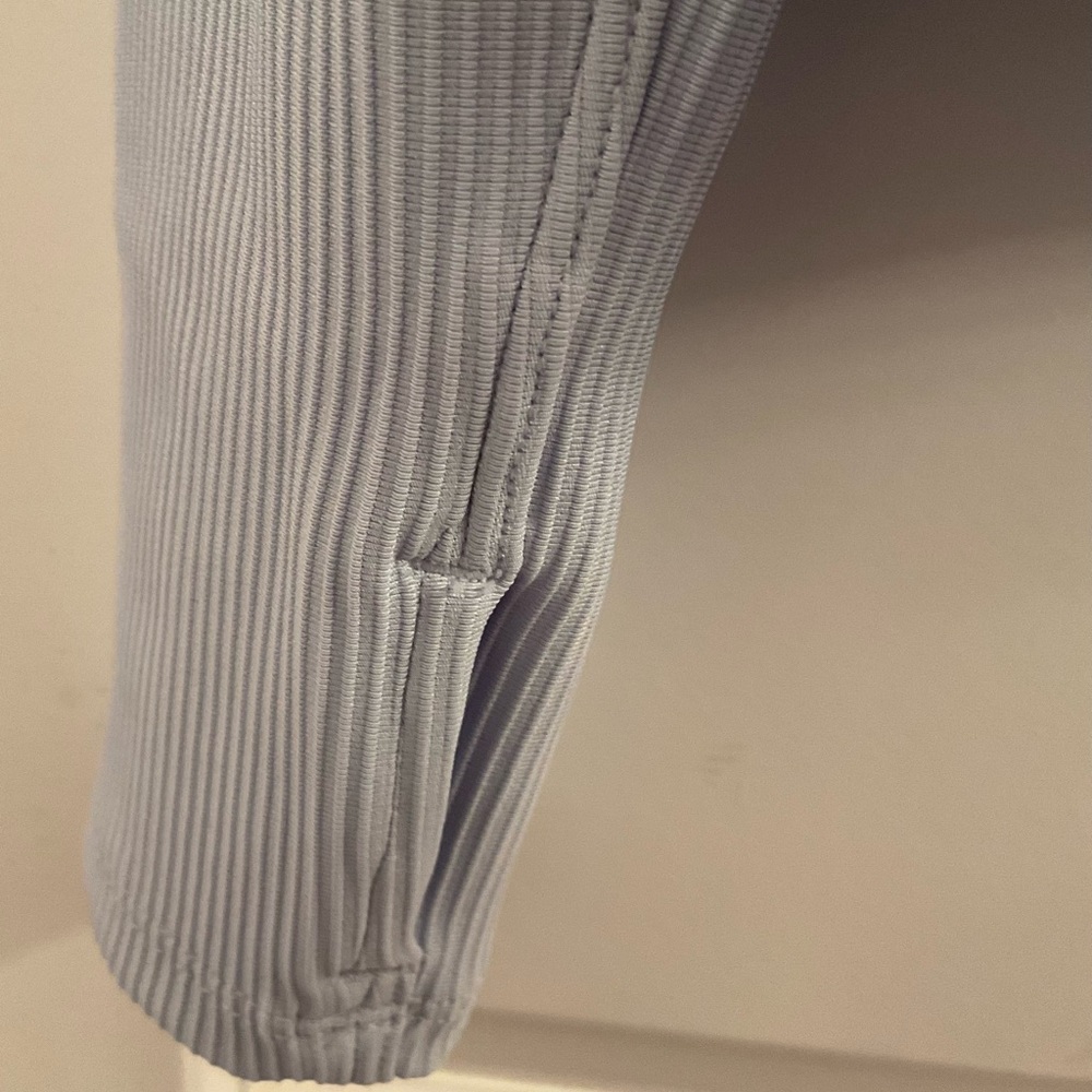 Athleta Salutation Ribbed Jacket III - NWT - Medium - Gossamer Blue Rib - Picture 6 of 12